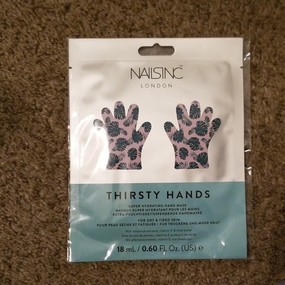 Nailsinc thirsty hands